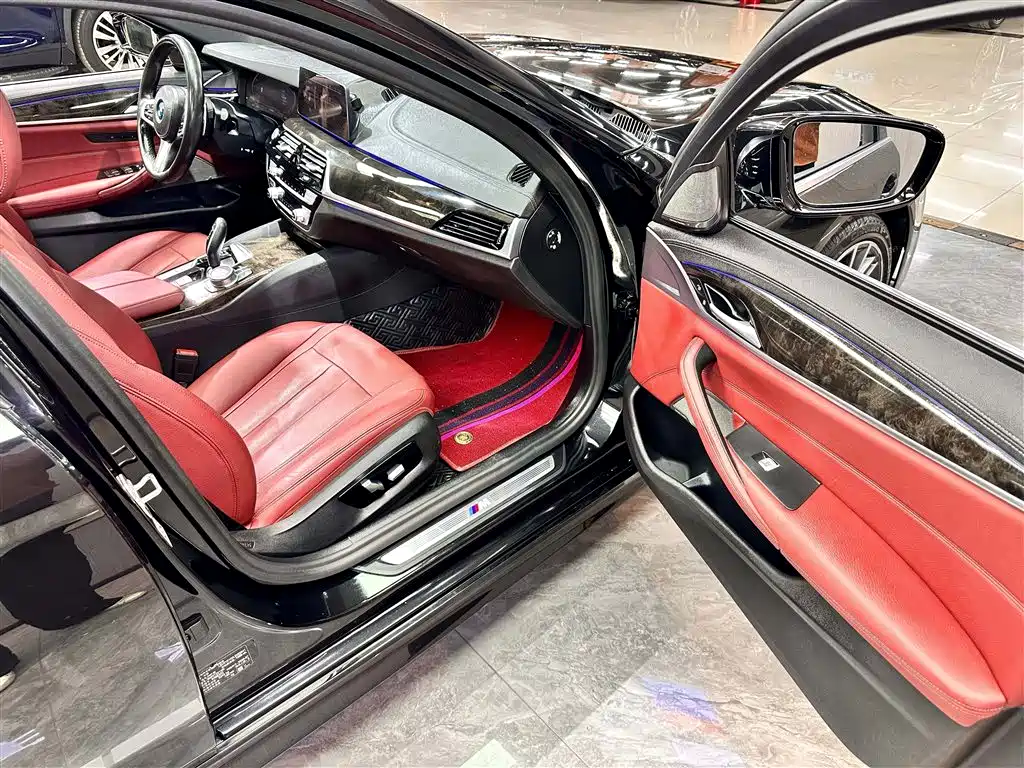 BMW 5 Series — миниатюра 20