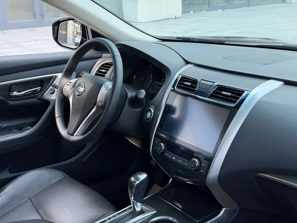 Nissan Teana — миниатюра 10