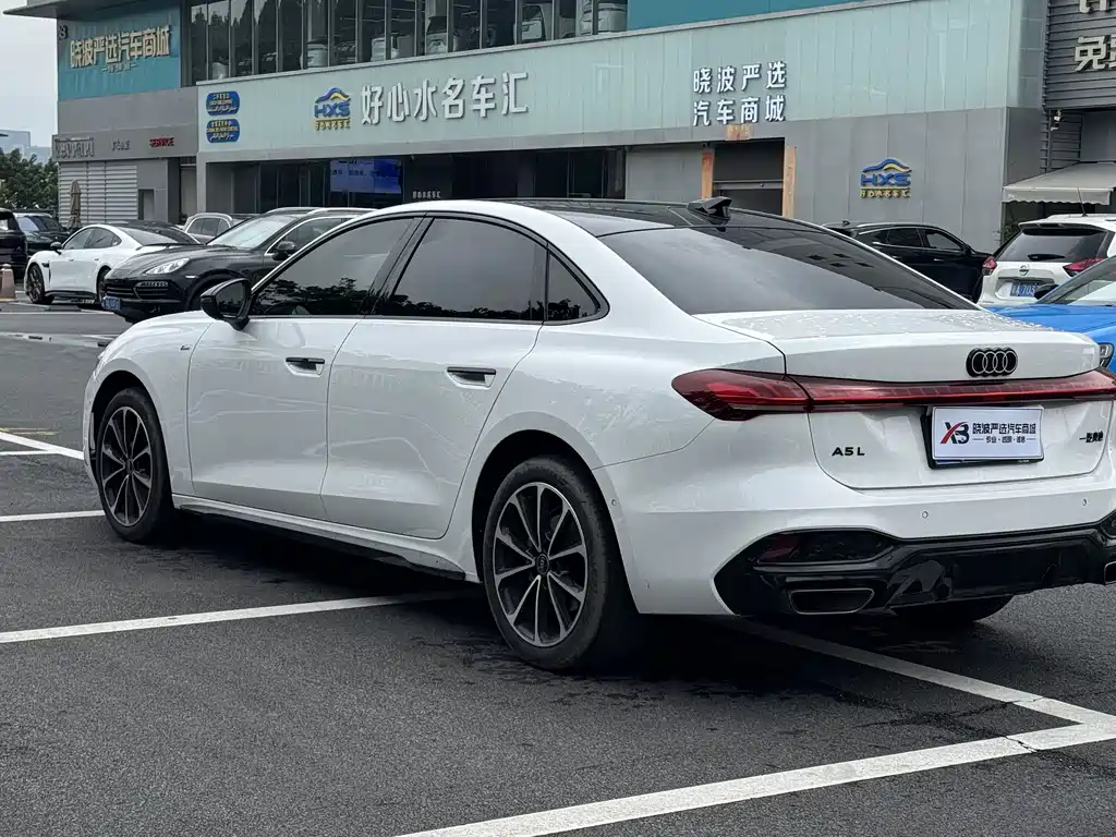 Audi Audi A5L — миниатюра 6