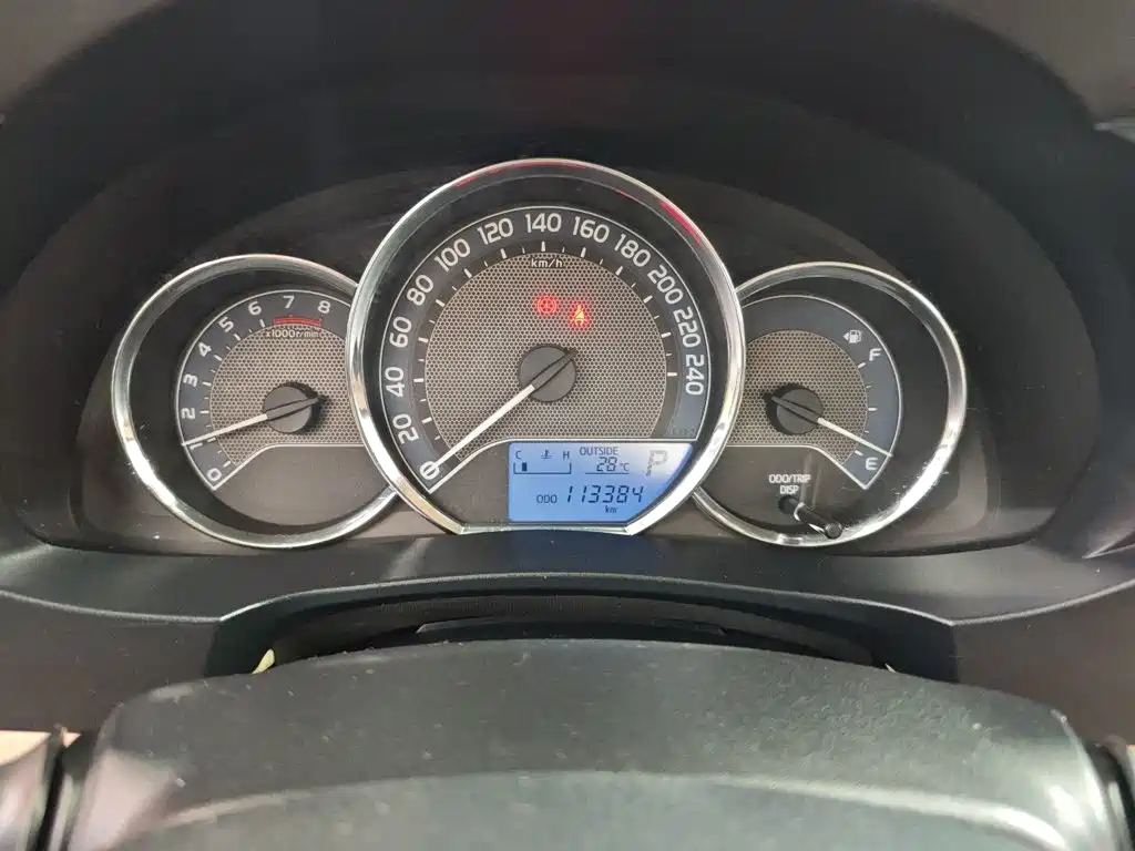 Toyota Corolla — миниатюра 12