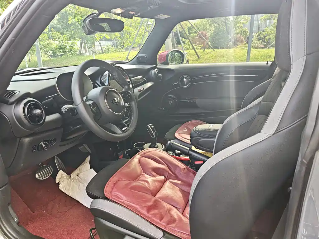 Mini JCW 2023 2.0T JOHN COOPER WORKS ALL-IN