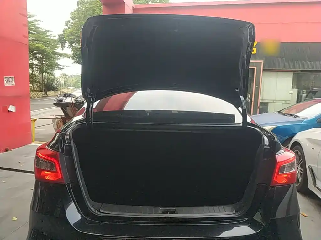 Nissan Sylphy — миниатюра 19