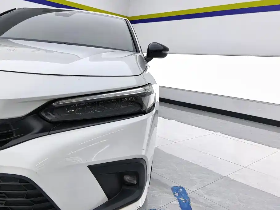Honda Civic — миниатюра 5
