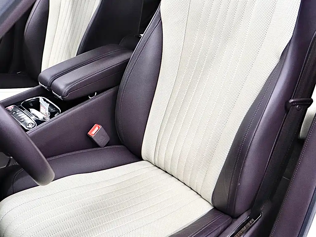 Bentley Flying Spur — миниатюра 12