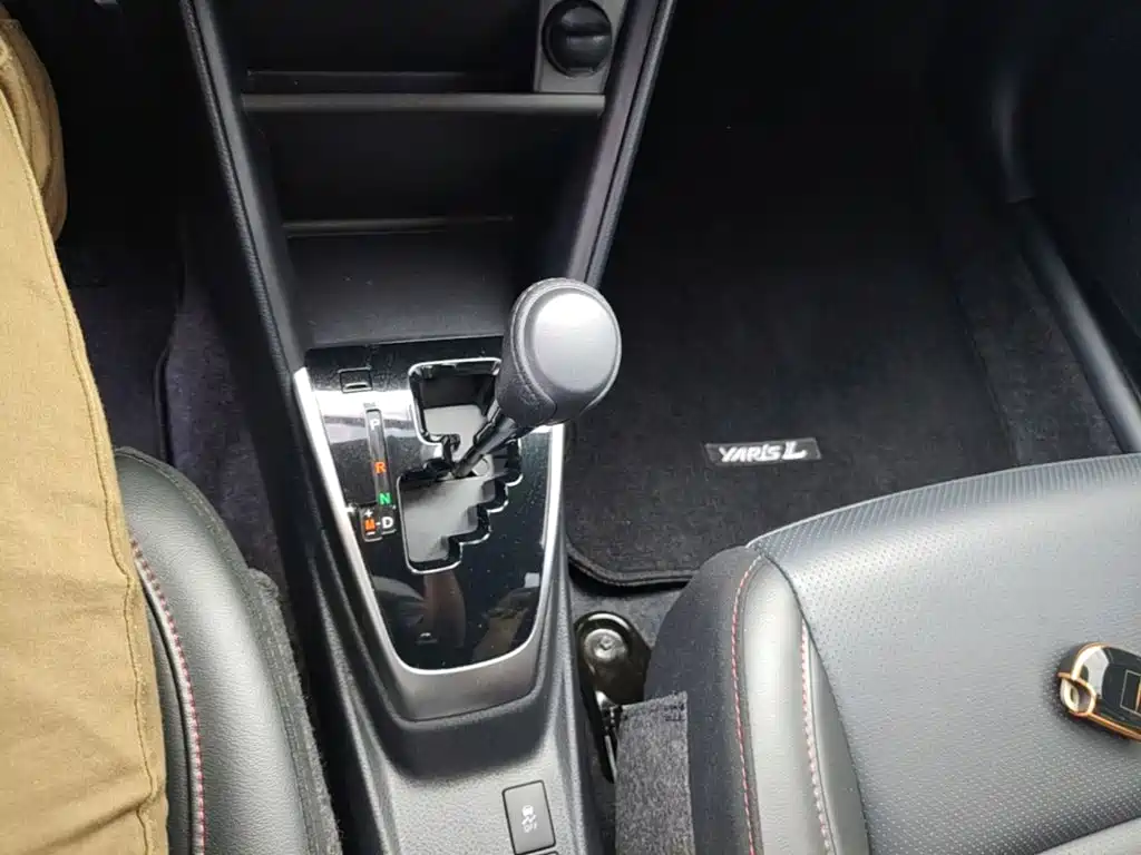 Toyota Yaris L — миниатюра 14