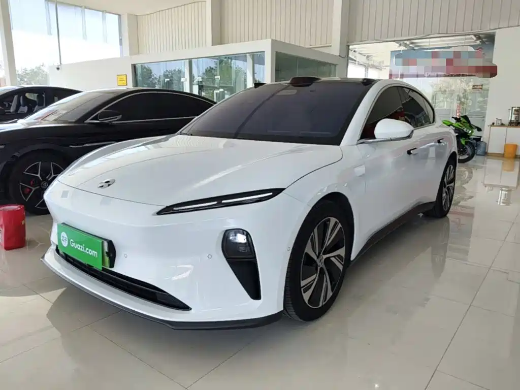 NIO ET5 — миниатюра 2