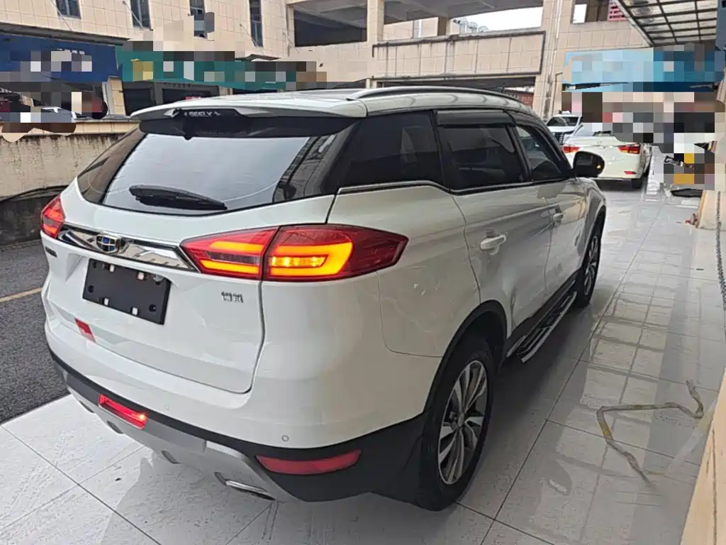 Geely Boyue — миниатюра 7