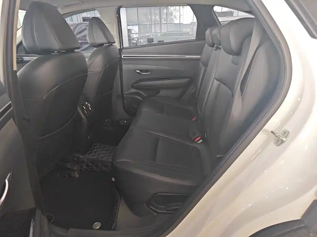Hyundai Tucson — миниатюра 17