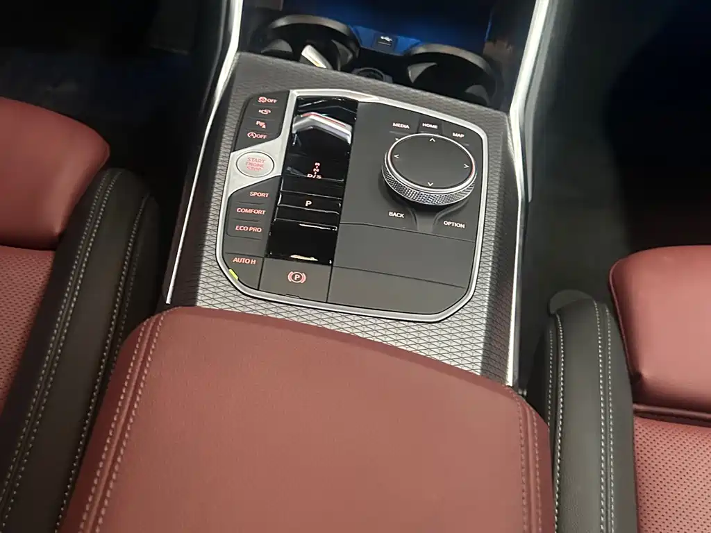 BMW 3 Series — миниатюра 8