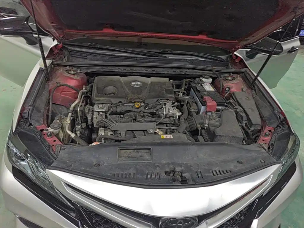 Toyota Camry — миниатюра 20