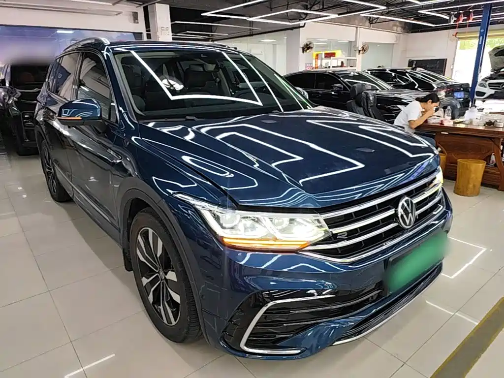 Volkswagen Tiguan L — миниатюра 4