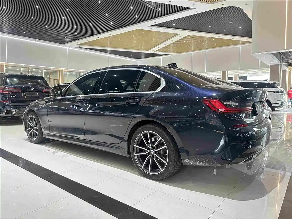 BMW 3 Series — миниатюра 6