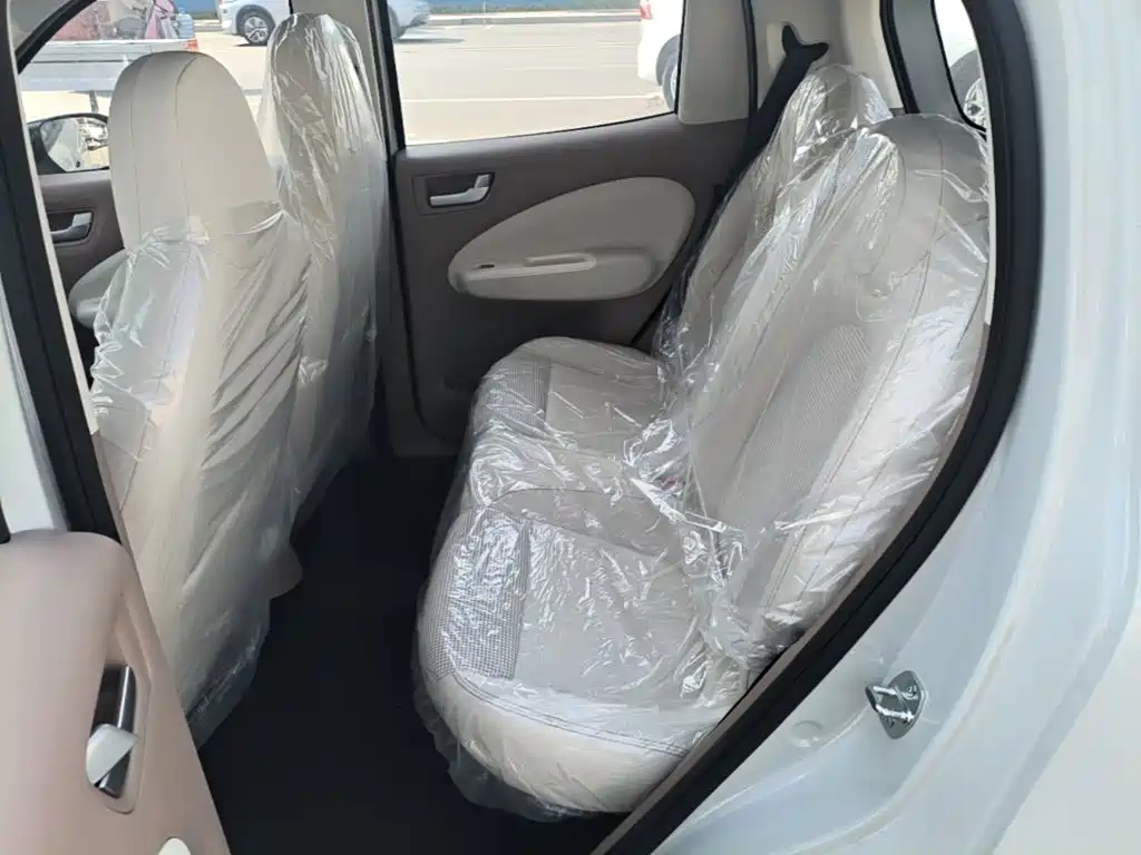 Wuling MINIEV — миниатюра 17