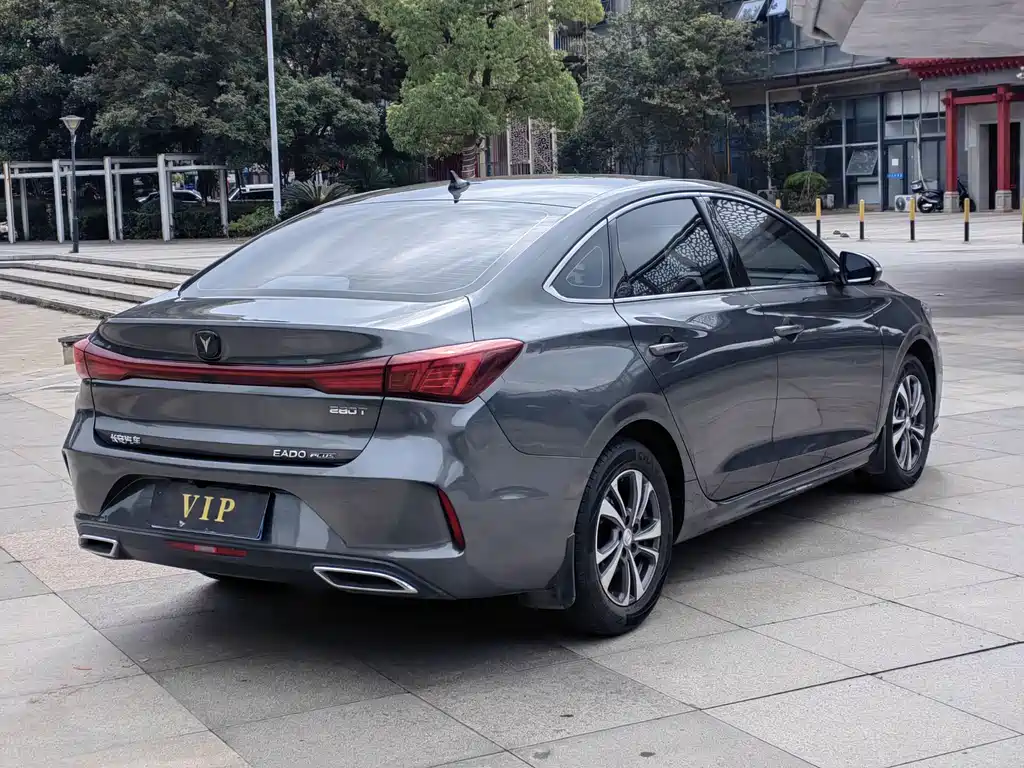 Changan Eado — миниатюра 7