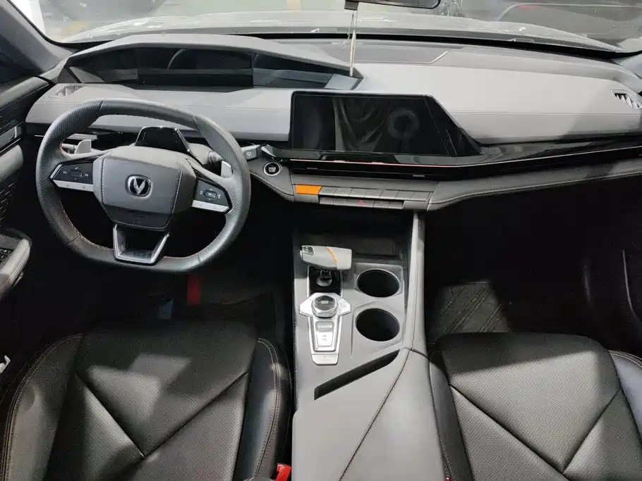 Changan UNI-V — миниатюра 12