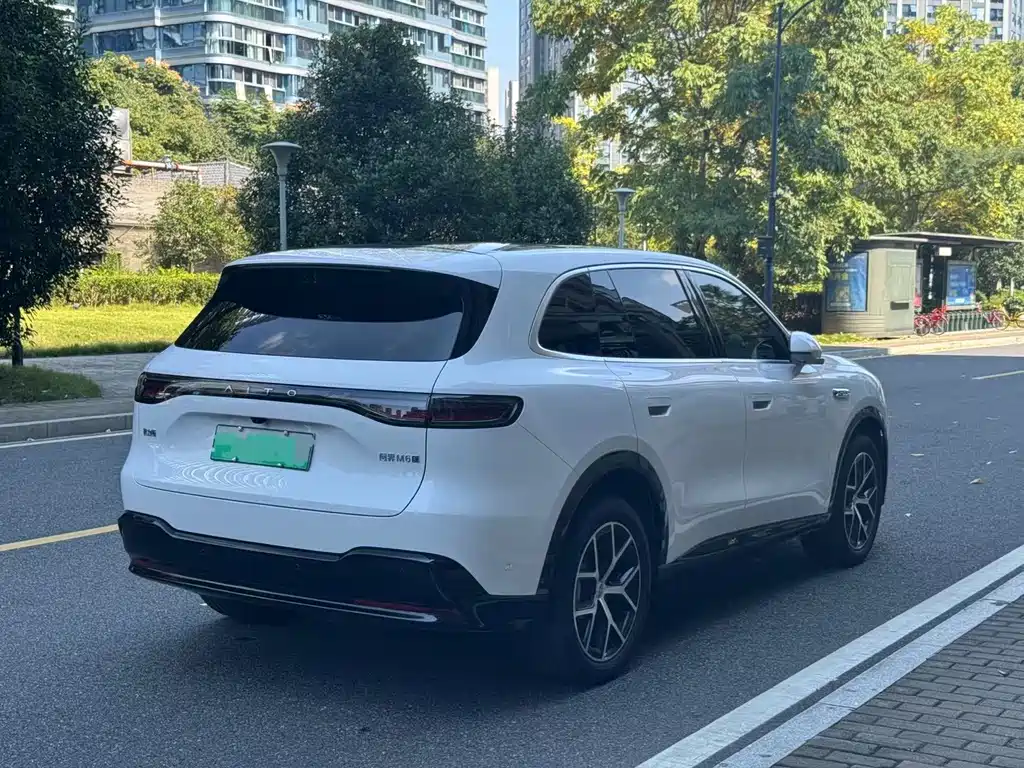 AITO AITO M6 — миниатюра 4
