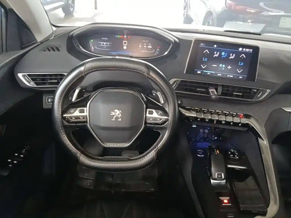 Peugeot 4008 — миниатюра 11