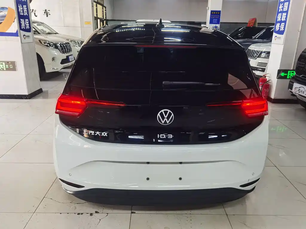 Volkswagen ID.3 — миниатюра 4