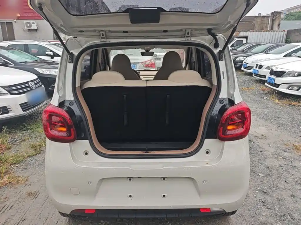 Wuling MINIEV — миниатюра 19