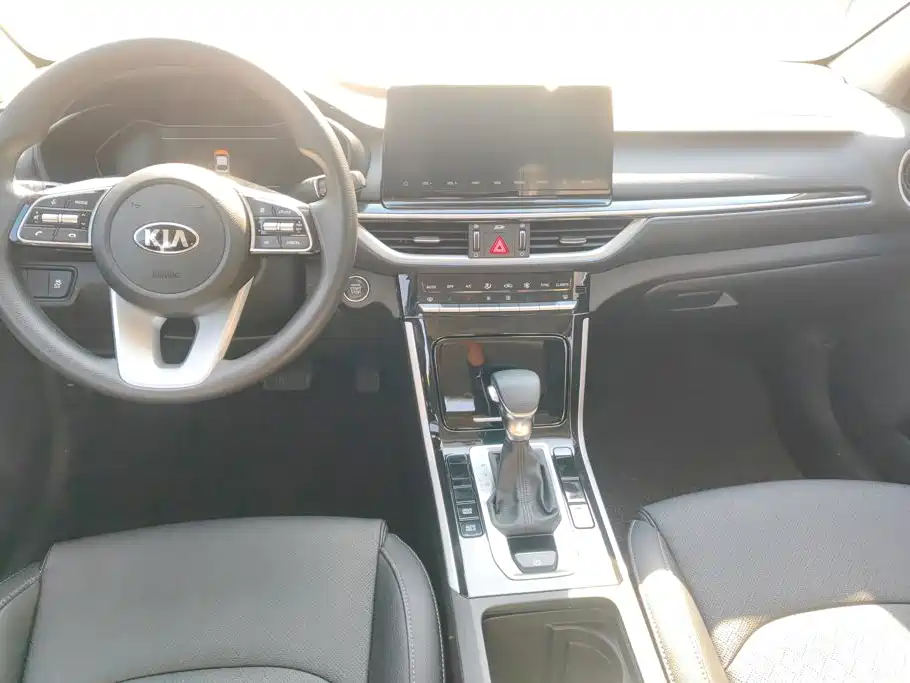 Kia K3 — миниатюра 12