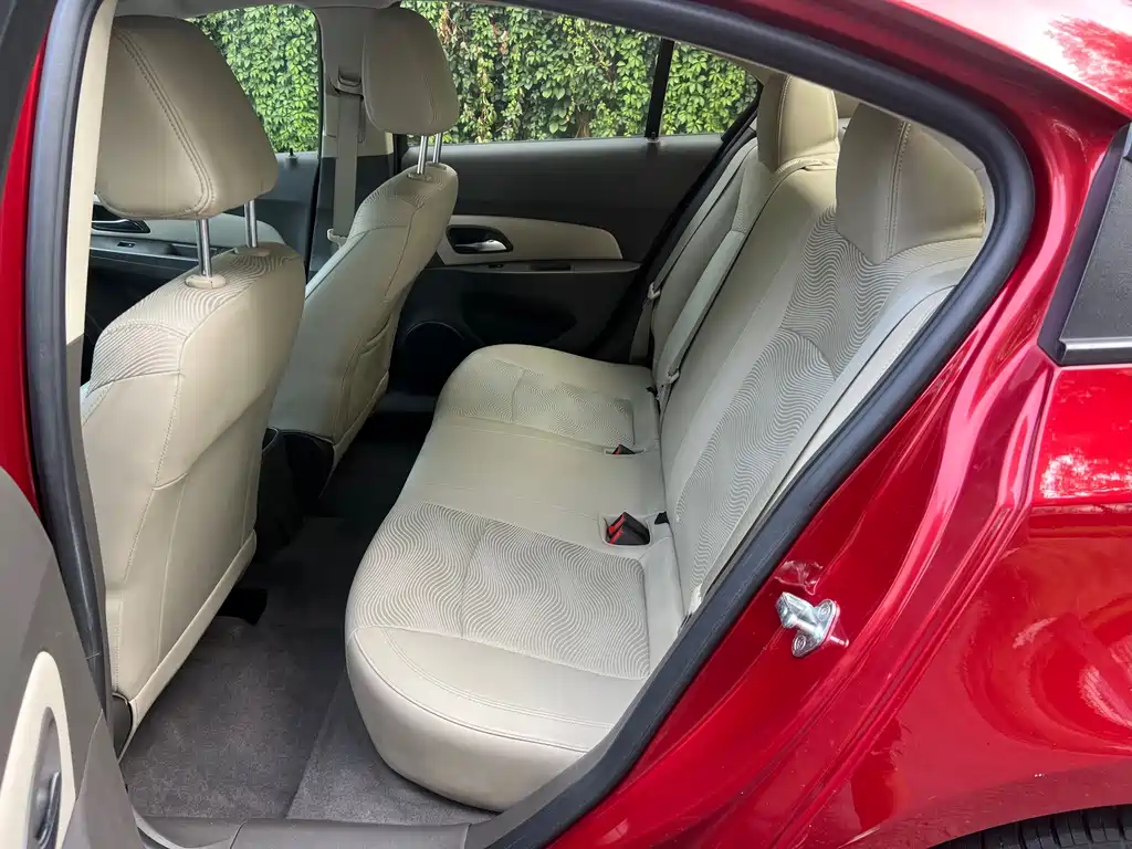 Chevrolet Cruze — миниатюра 8