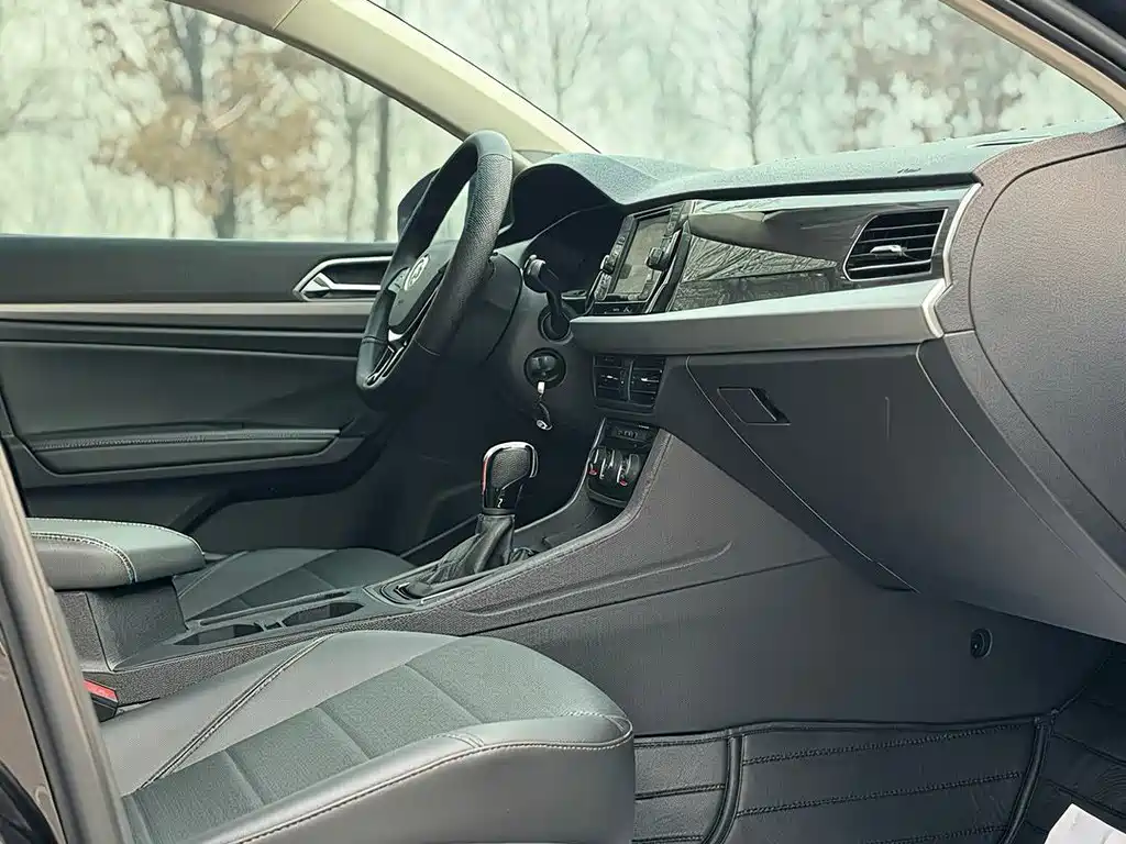 Volkswagen Lavida — миниатюра 9