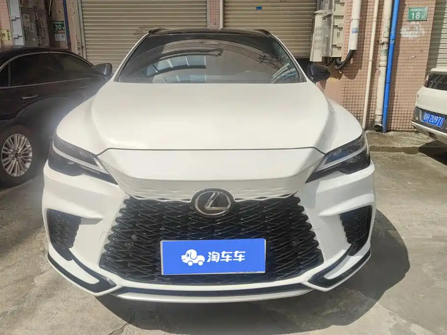 Lexus RX — миниатюра 2