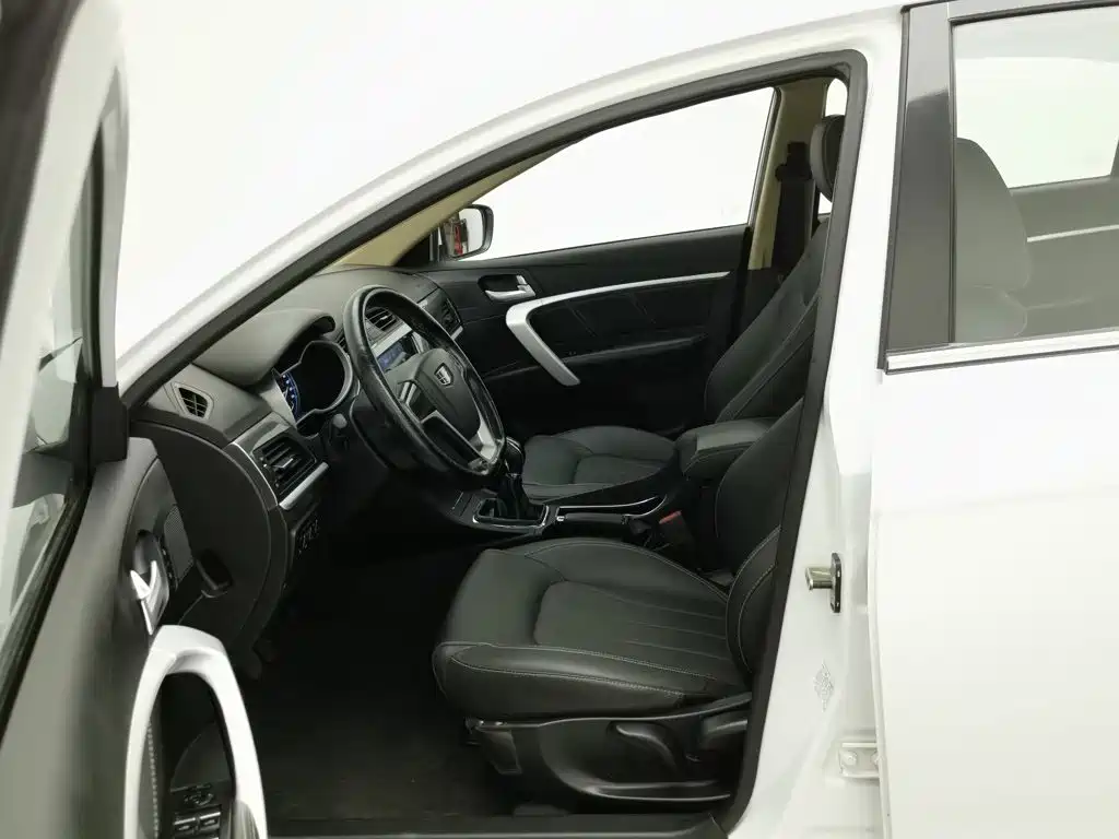 Geely Emgrand — миниатюра 10