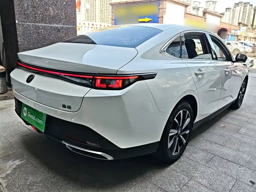 Changan Eado — миниатюра 7