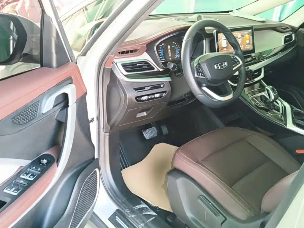 Geely Jia Ji — миниатюра 16