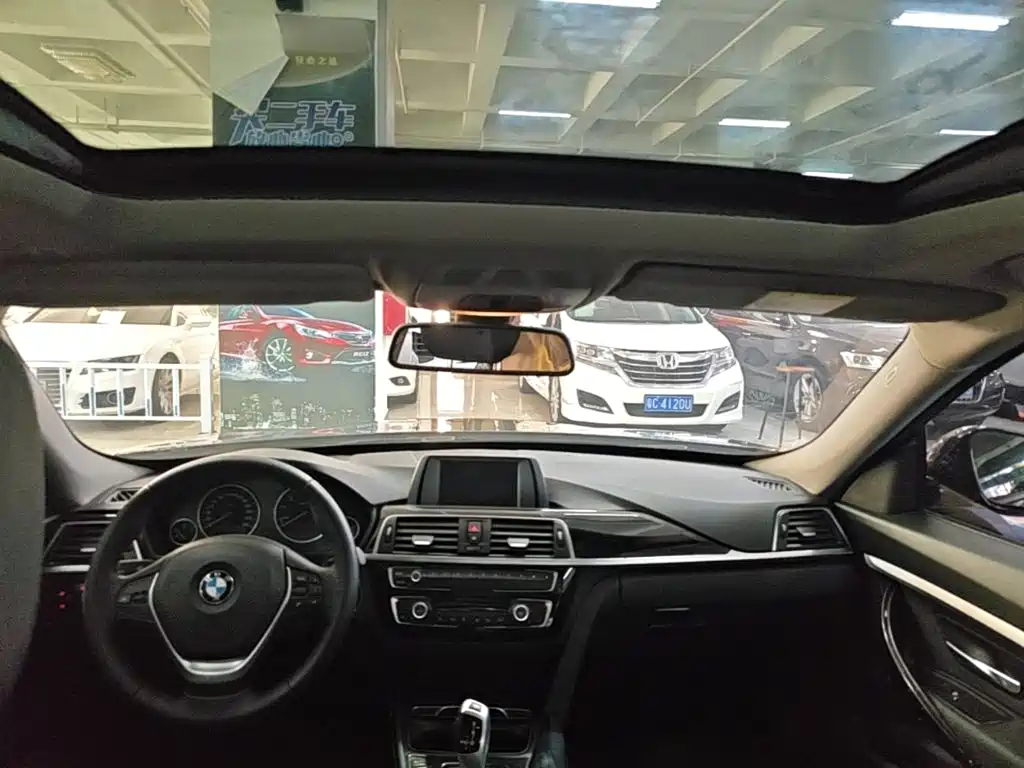 BMW 3 Series GT — миниатюра 18