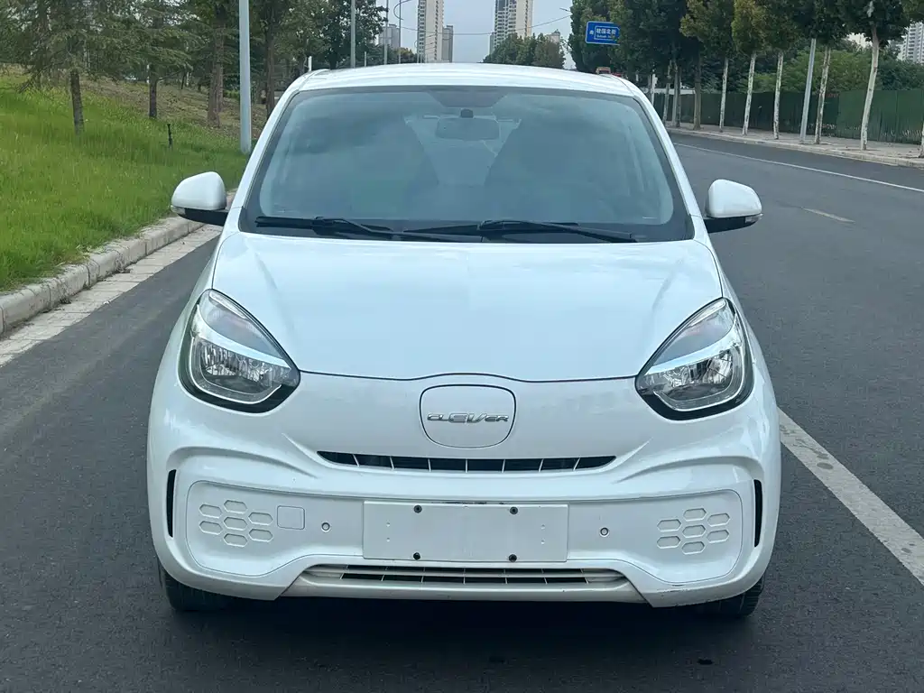 Roewe Clever — миниатюра 2
