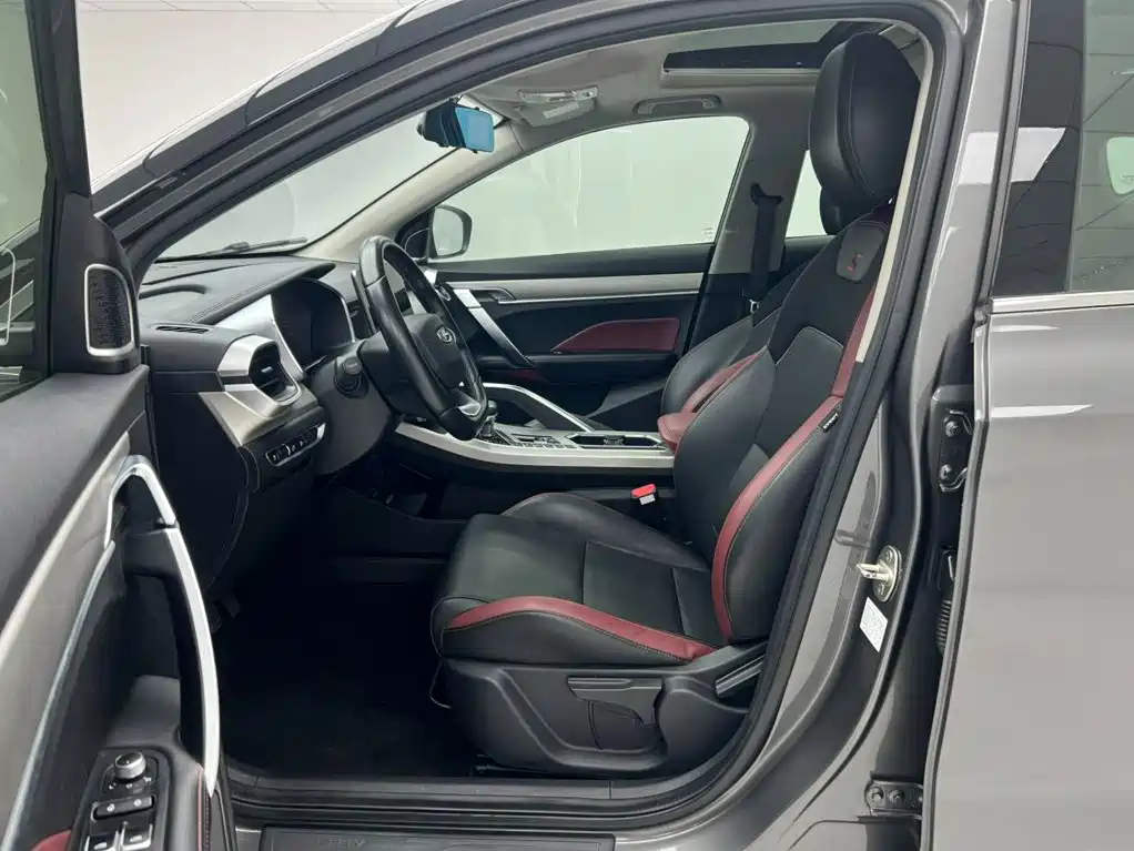 Geely Binyue — миниатюра 6