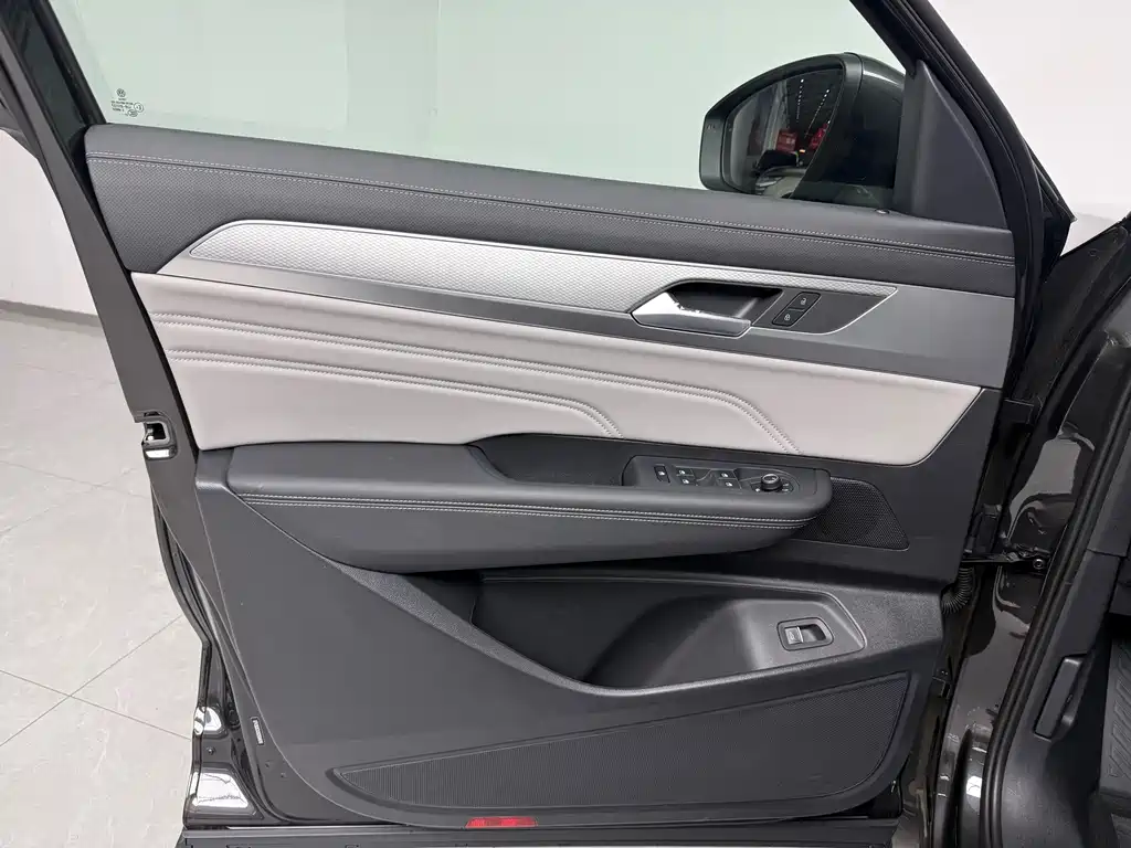 Volkswagen Tavendor — миниатюра 10