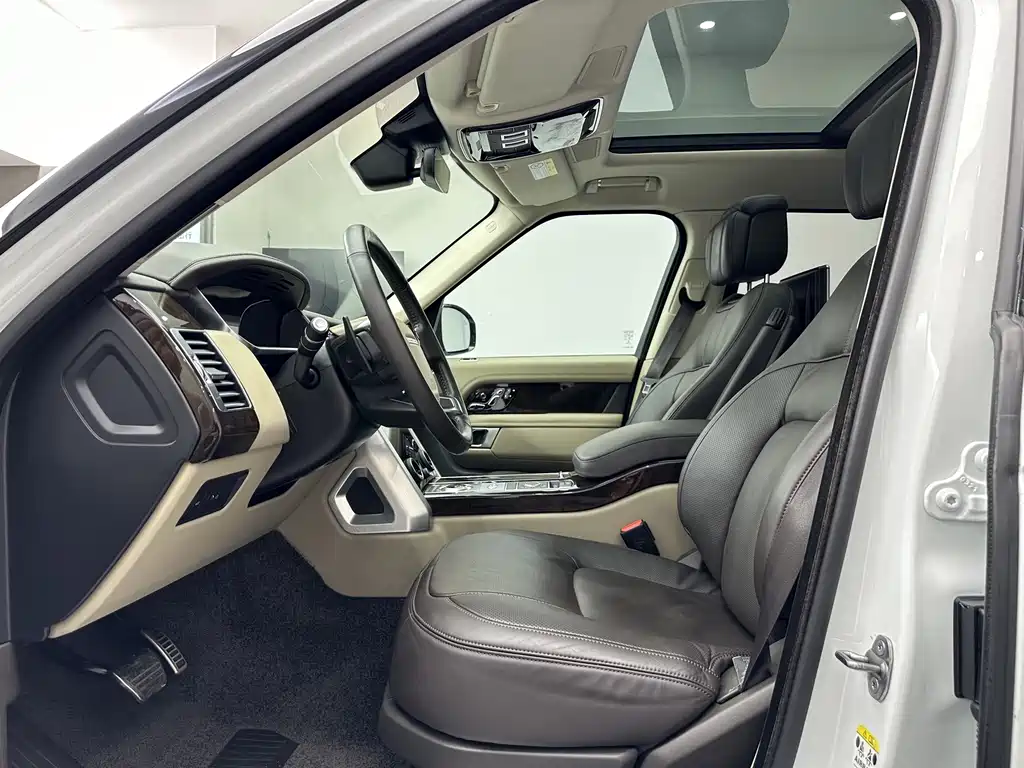 Land Rover Range Rover — миниатюра 10