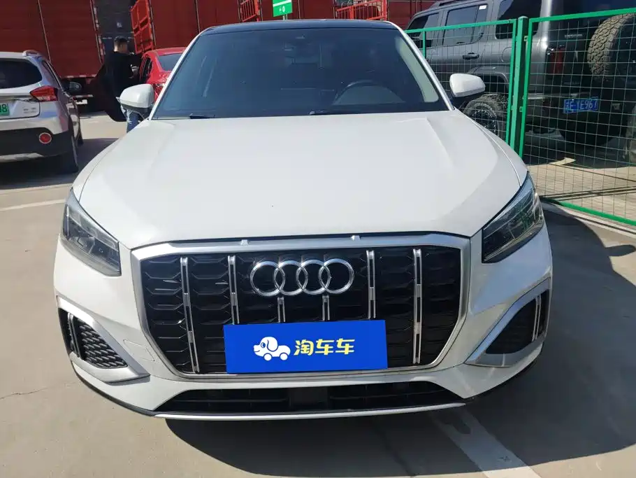 Audi Q2L — миниатюра 2