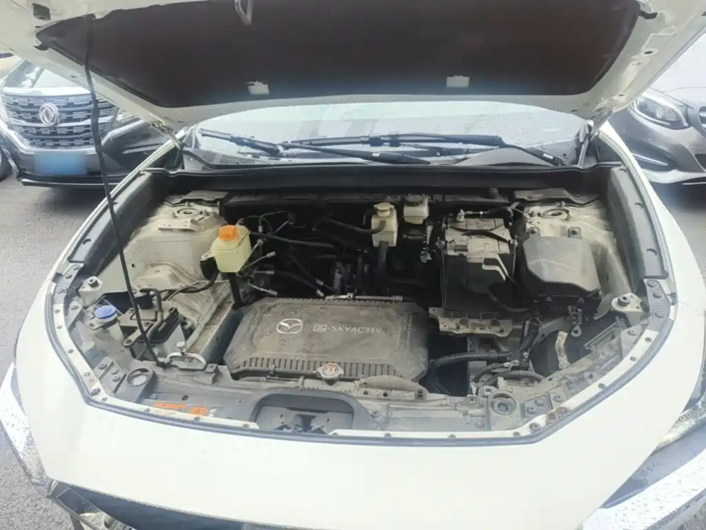 Mazda CX-30 EV — миниатюра 20