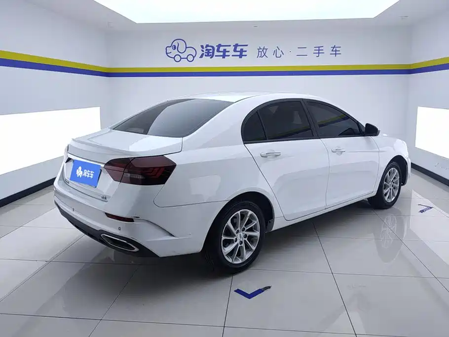 Geely Emgrand — миниатюра 3