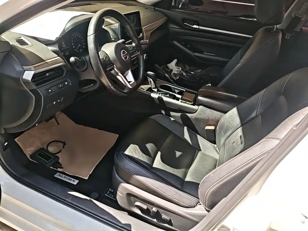 Nissan Teana — миниатюра 15