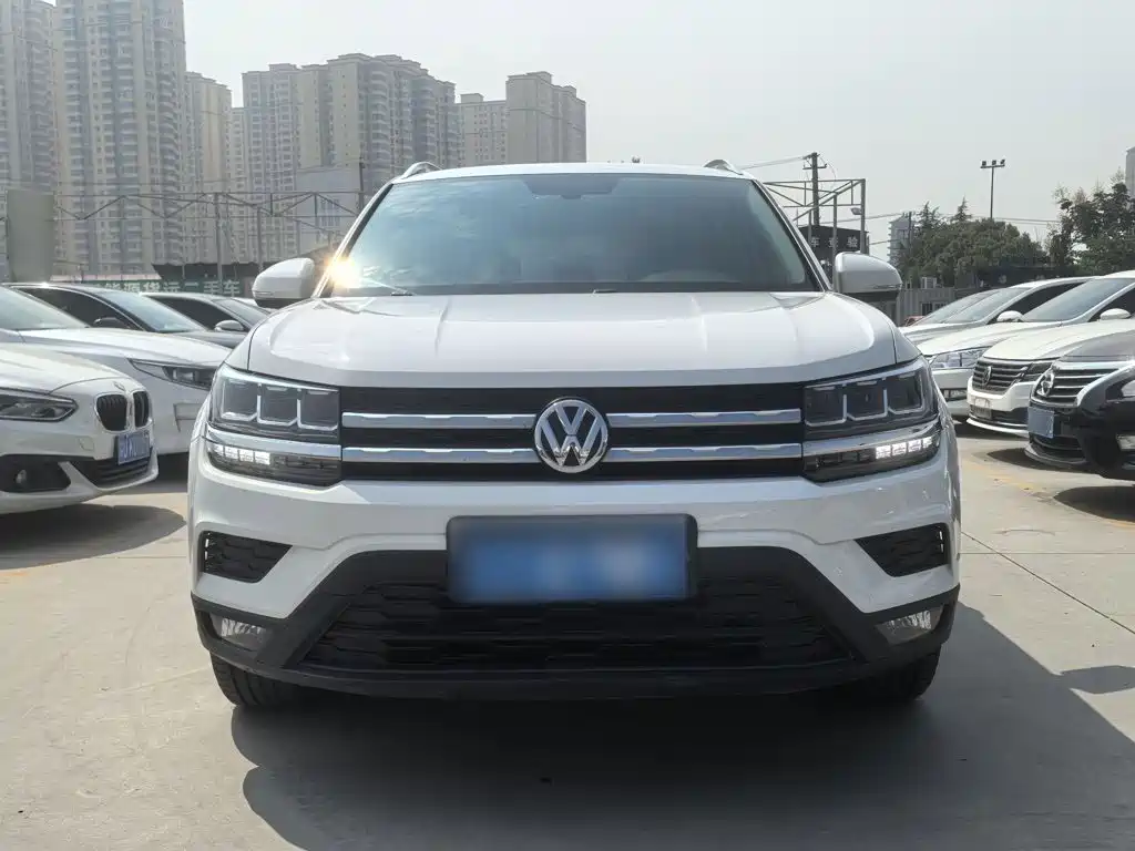 Volkswagen Tharu — миниатюра 3