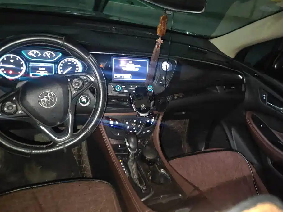 Buick Envision Plus — миниатюра 12