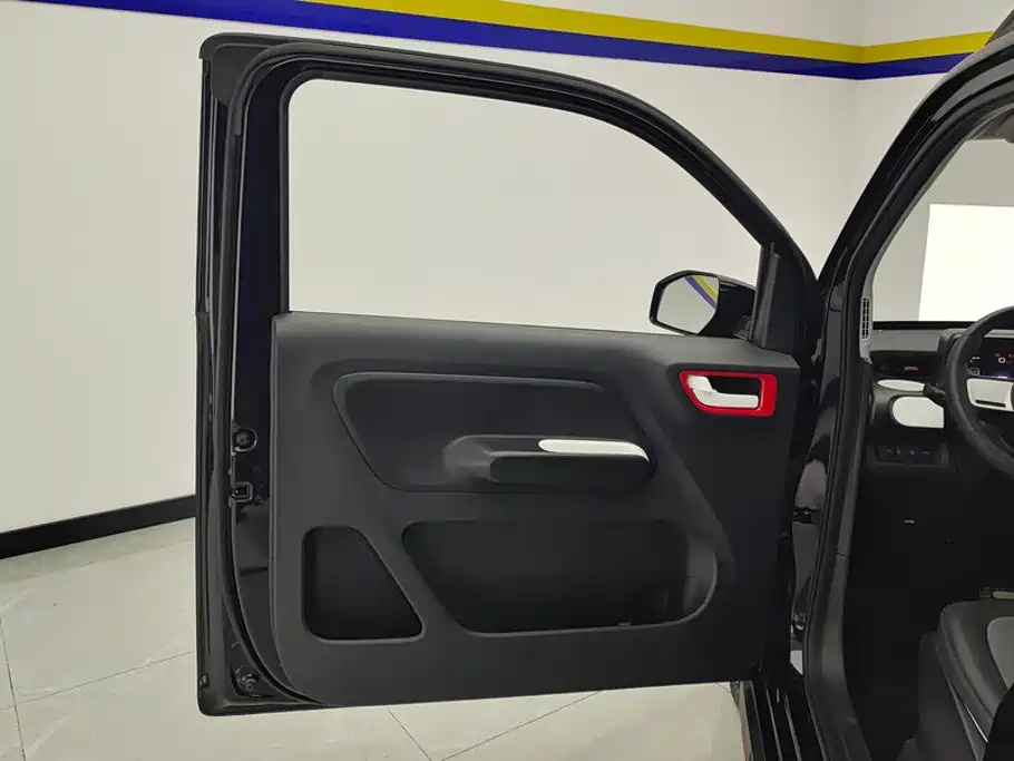 Wuling MINIEV — миниатюра 7