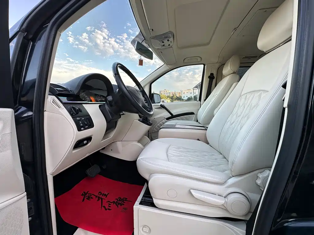 Mercedes-Benz Vito — миниатюра 4