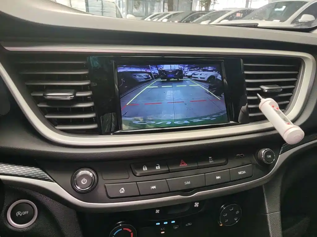 Buick Excelle — миниатюра 13