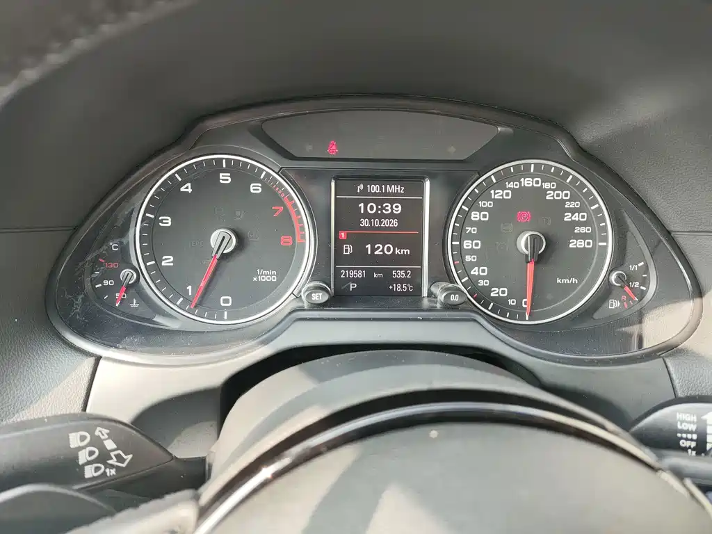 Audi Q5 (Import) — миниатюра 7
