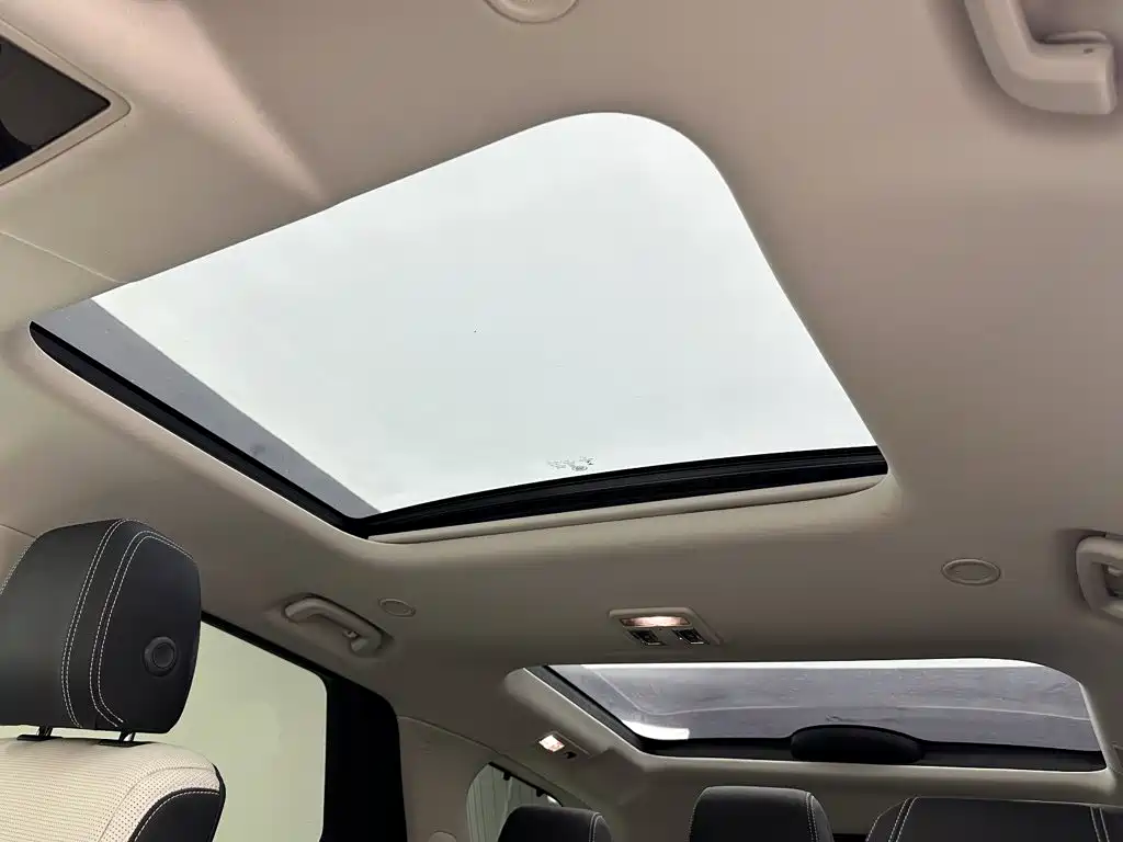 Land Rover Discovery — миниатюра 13