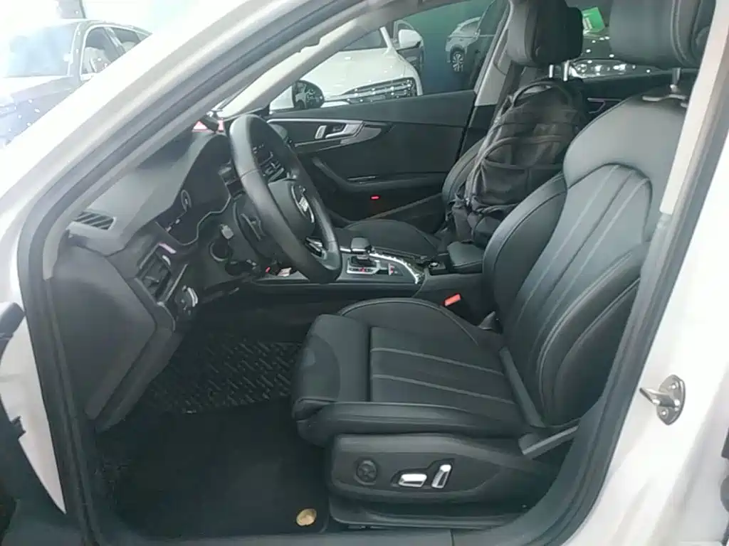 Audi A4L — миниатюра 15