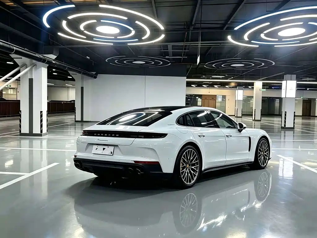 Porsche Panamera — миниатюра 16
