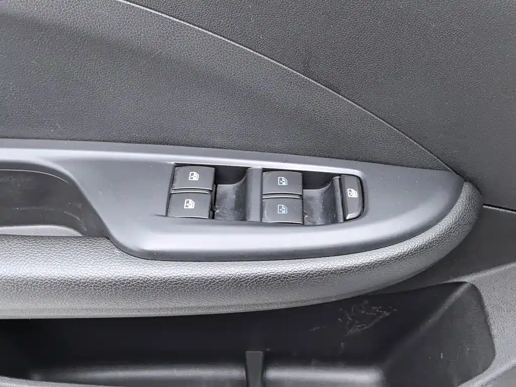 Buick Excelle — миниатюра 9