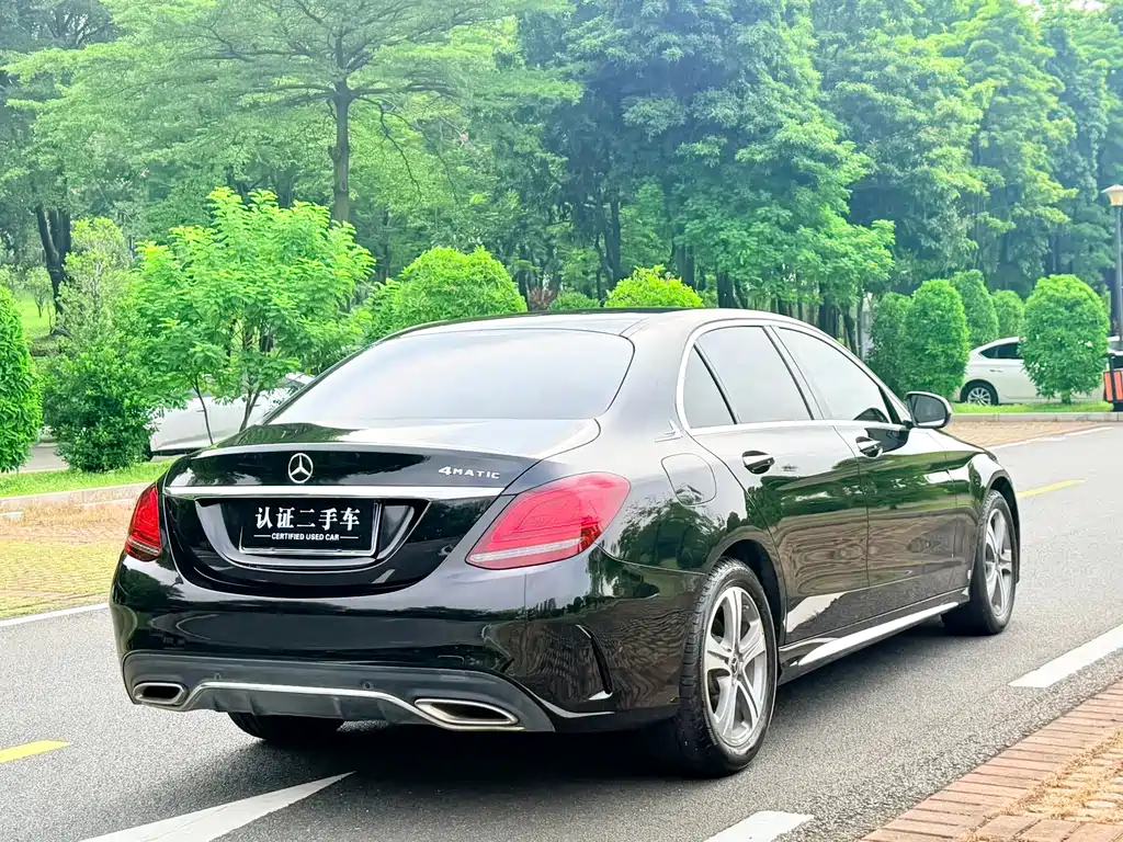 Mercedes-Benz C-Class — миниатюра 5